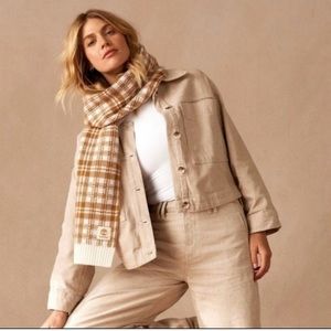 Really Cute Timberland Scarf - Great Gift!!